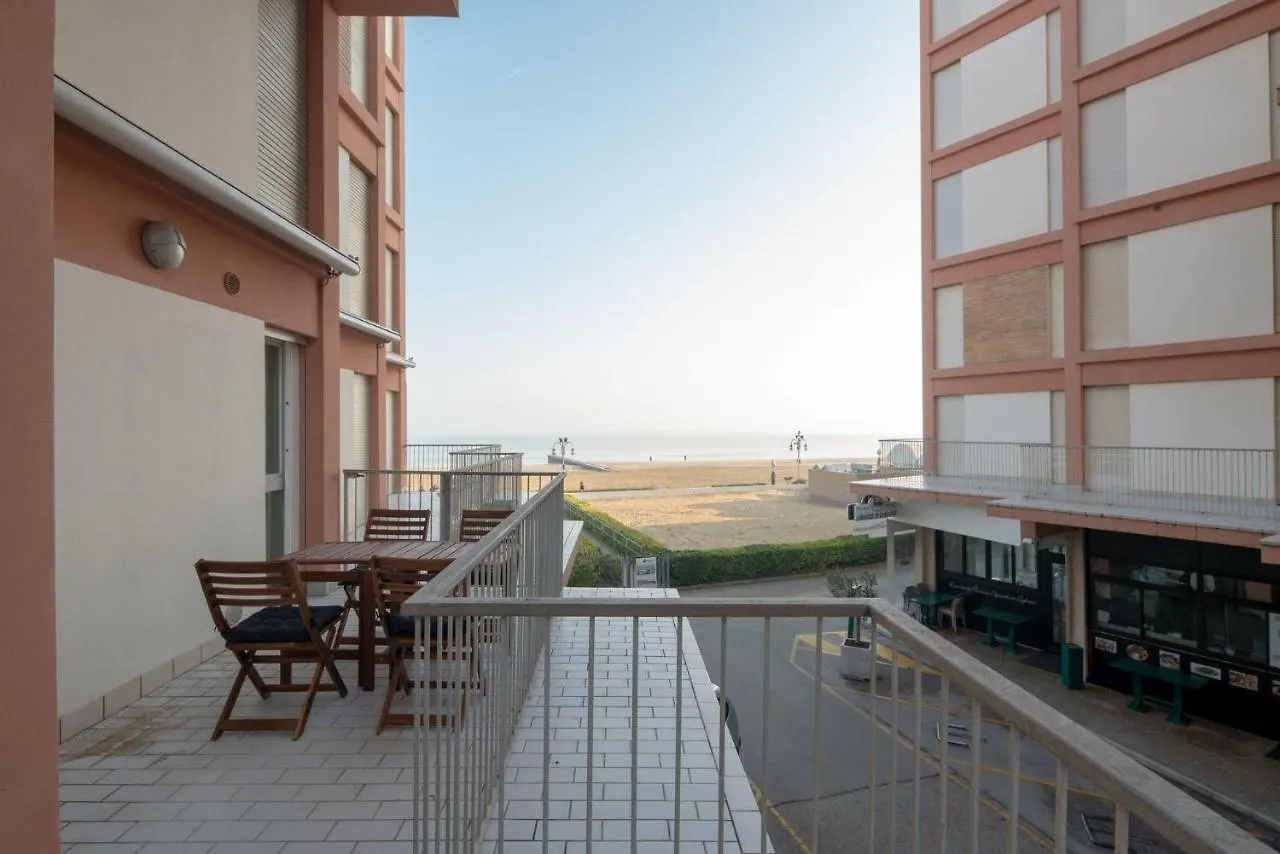Immobiliare Jvl - Shopping Center Apartment Lido di Jesolo 0*,  Italy